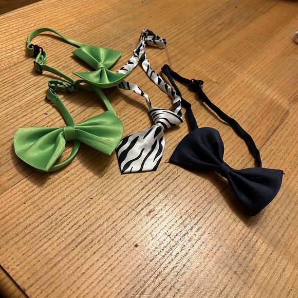 Set of 21 New Ties for Small Dogs. Mix of Bow ties and Straight Ties. - Picture 6 of 8
